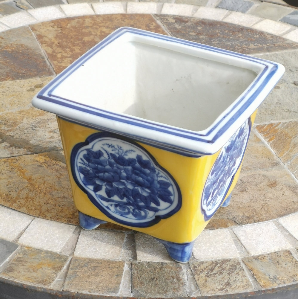 Chinese Porcelain Hand Painted Blue, Yellow and White Bonsai Pot/Plant Pot - Picture 1 of 7